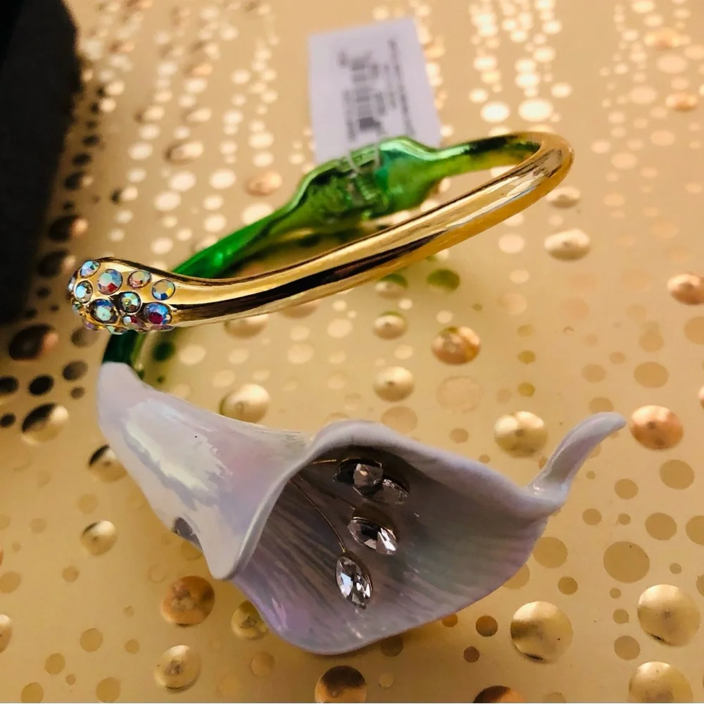 Authentic Betsey Johnson Bracelet - Crystal Rhinestone Calla Lily Hinged NWT - Picture 11 of 16